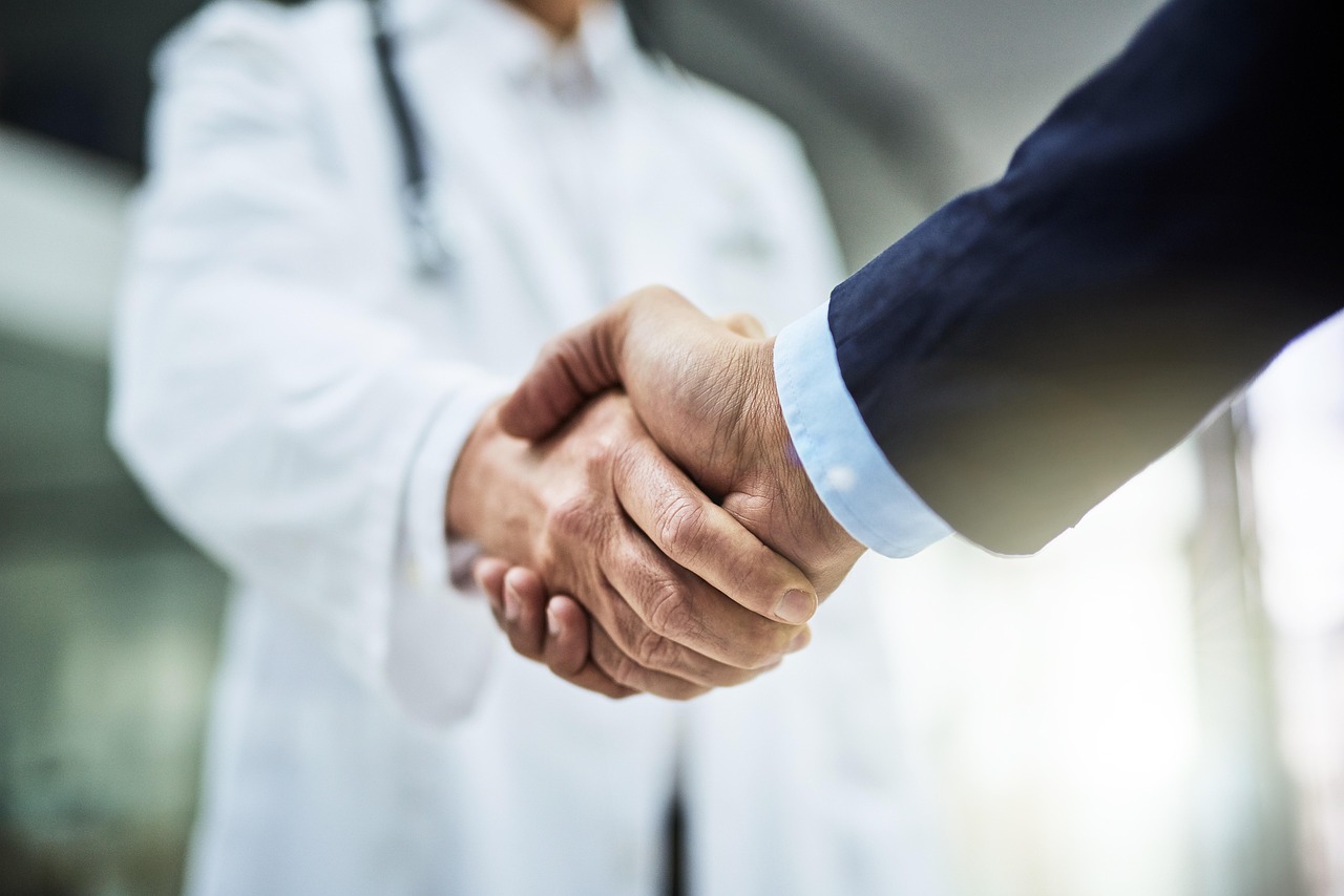 看護師として企業内診療所の求人はどこで探せる？