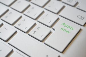 看護師求人をネットで探す際の注意点は？